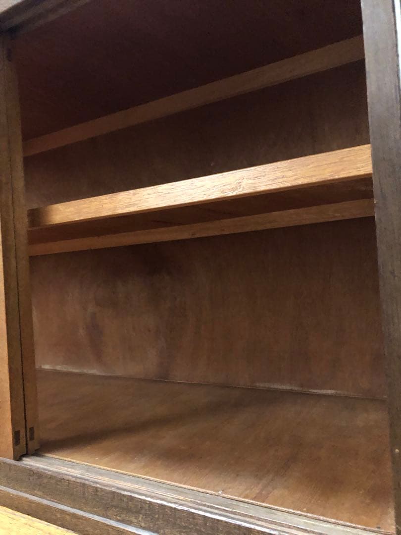 昭和レトロ古家具　ガラス3面仕様　飾り棚　ディスプレイ棚　収納棚