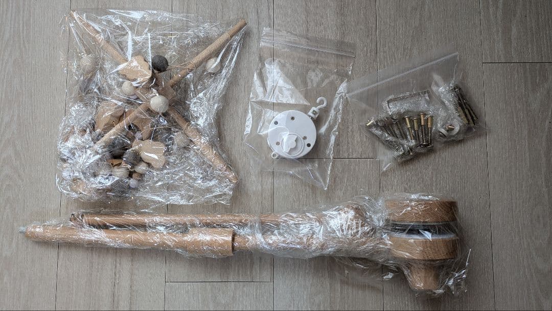 ベビーベッド ハイタイプ 床板すのこ 【カトージ(KATOJI)】メリー付き