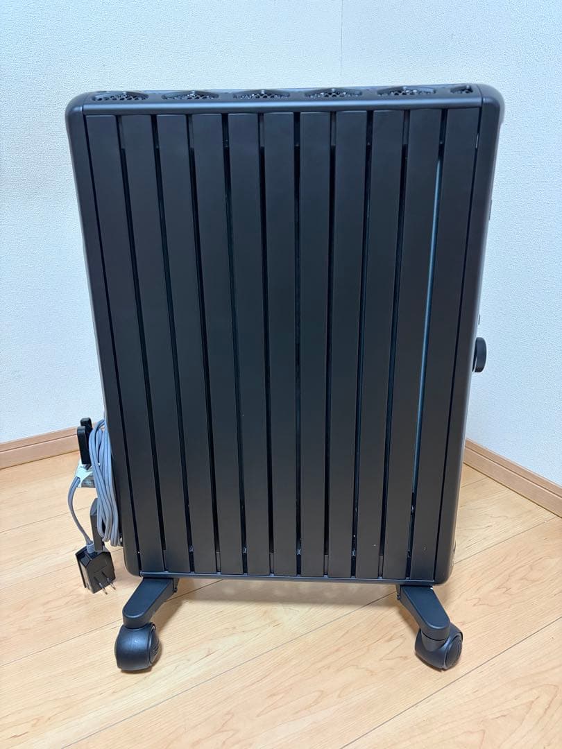 オイルヒーター funky.KDeLonghi Multi Dynamic Heater