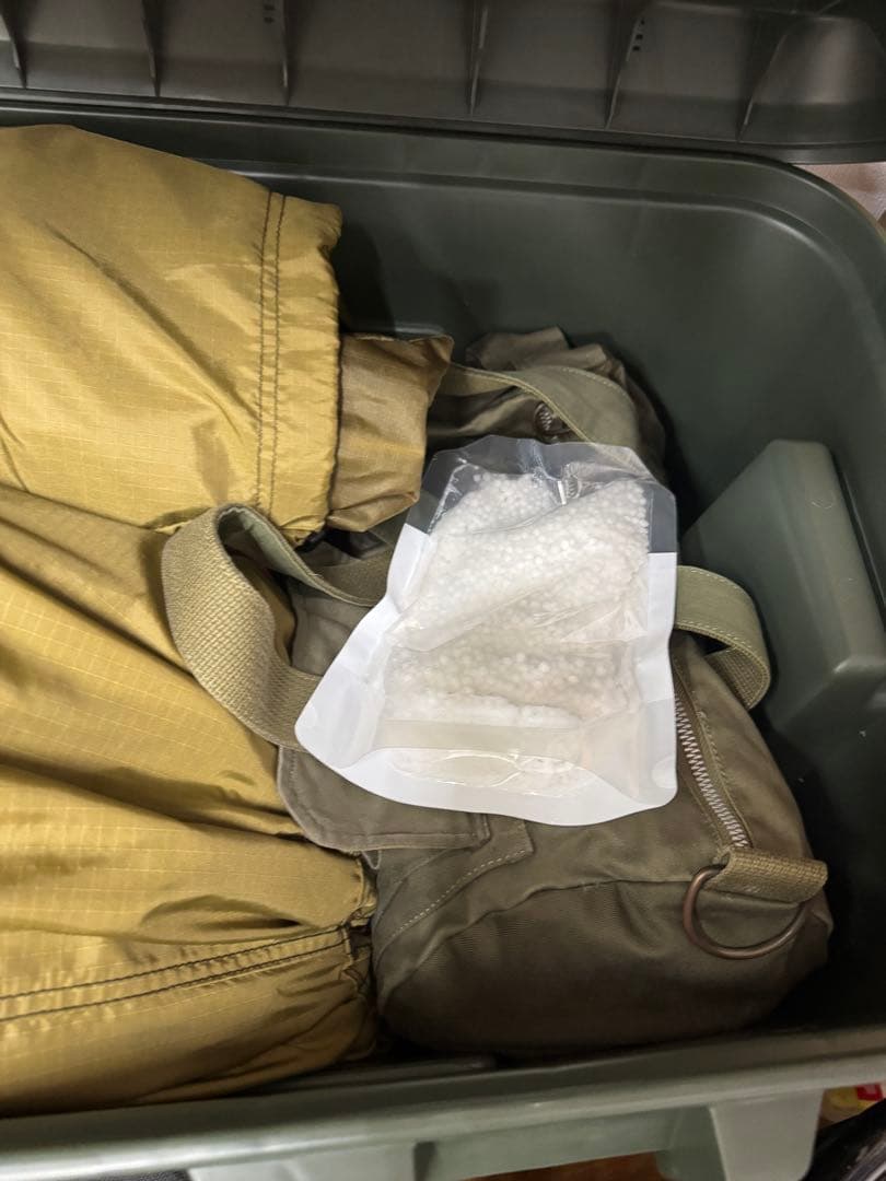 アトラス中古+ベスタビュール中古　ヒルバーグ　hilleberg サンド