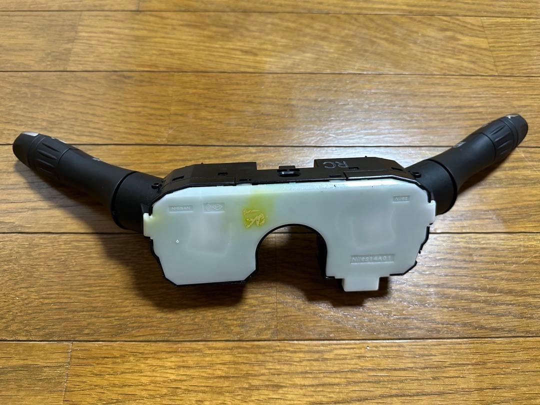 INFINITI G25 G35 G37 V36 ディマースイッチ