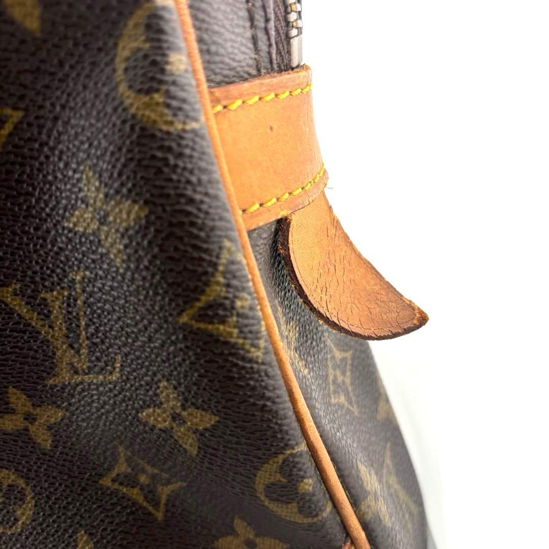 【美品】LOUIS VUITTON ポルトドキュマンヴォワヤージュ モノグラム
