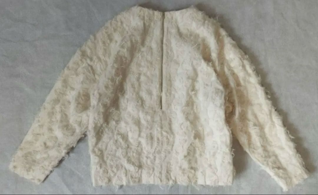 AKIRANAKA カーリートップス