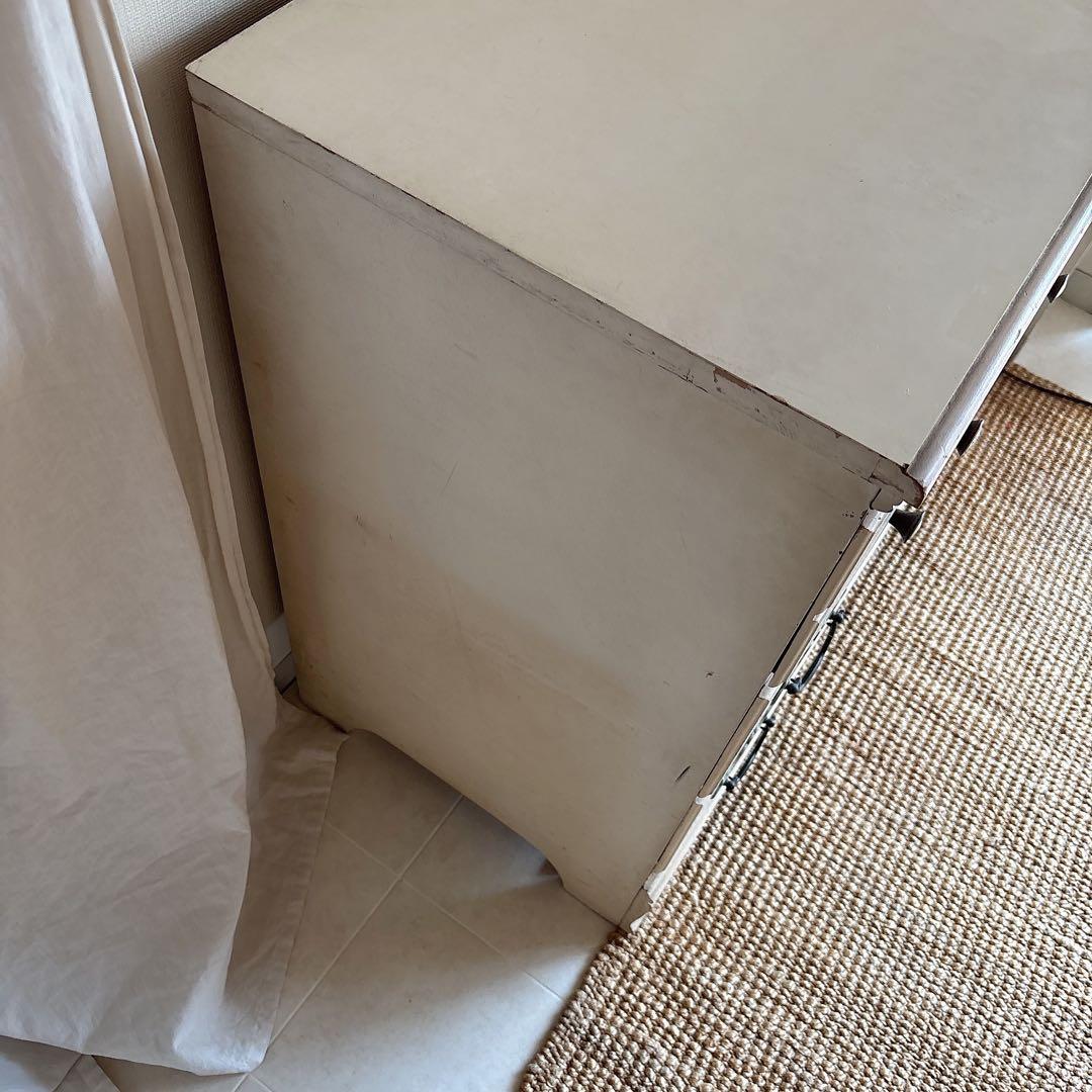 北欧　アンティーク　シャビーシック　チェスト　飾り棚　白家具　フレンチシャビー