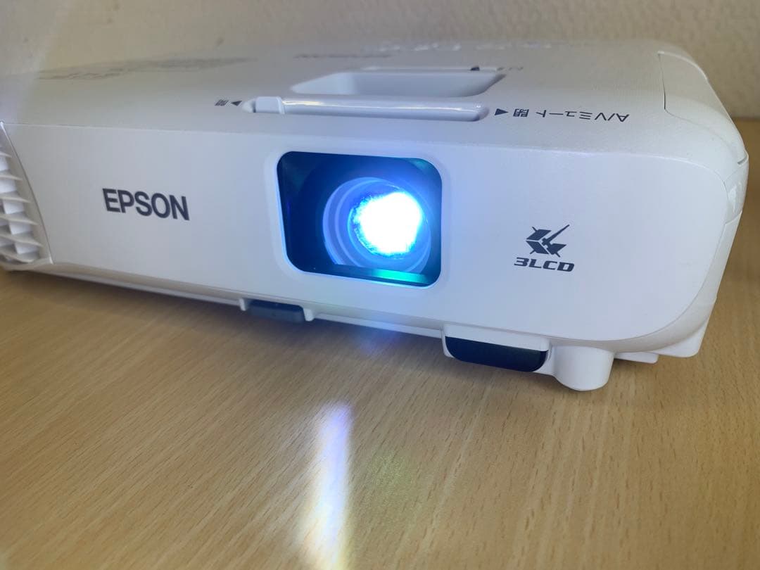 【ランプ点灯時間 75H】 EPSON プロジェクター WXGA EB-W05