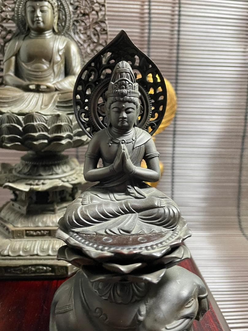 『釈迦三尊像　釈迦如来　普賢菩薩　文殊菩薩』ブロンズ 唐金　　在銘　高さ22cm