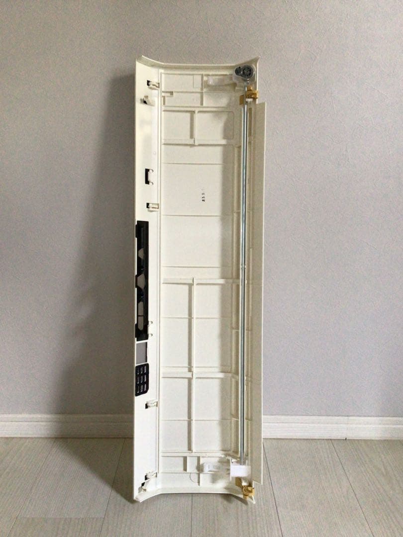 日立　パネル　RAS-X56F2 フロント　白くまくん　エアコン　パーツ　部品