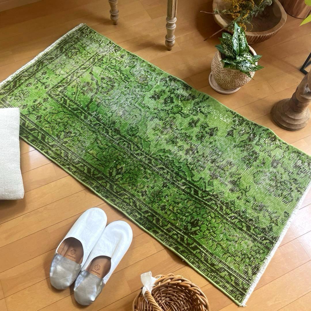 60×120ワサビグリーン　オーバーダイ　トルコあヴィンテージラグ