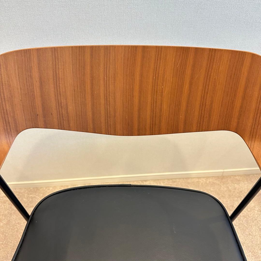 Case Furniture 675チェア ACTUS