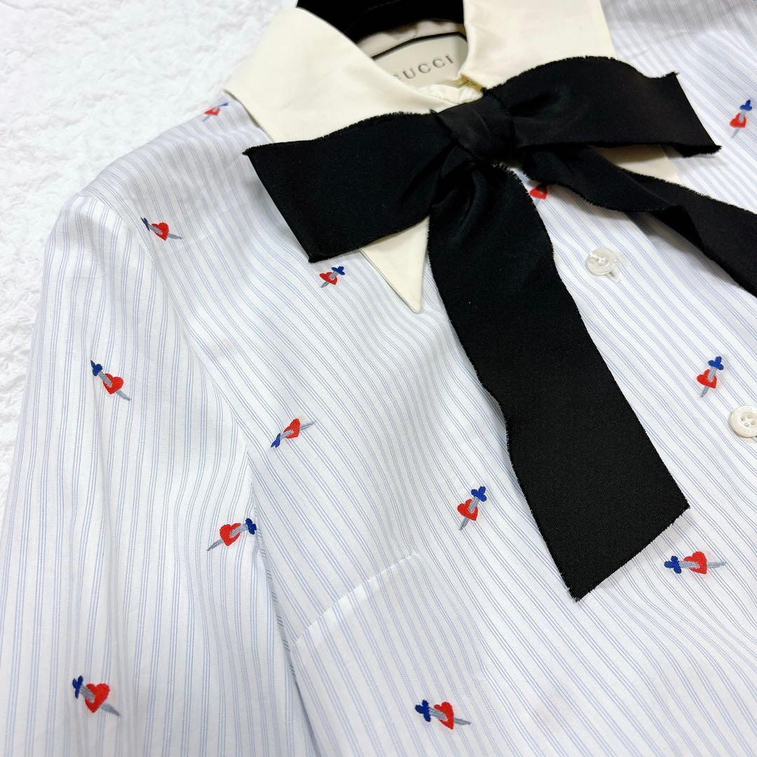 美品✨GUCCI ハート刺繍　リボン　ブラウス　シャツ　ロゴボタン　ストライプ