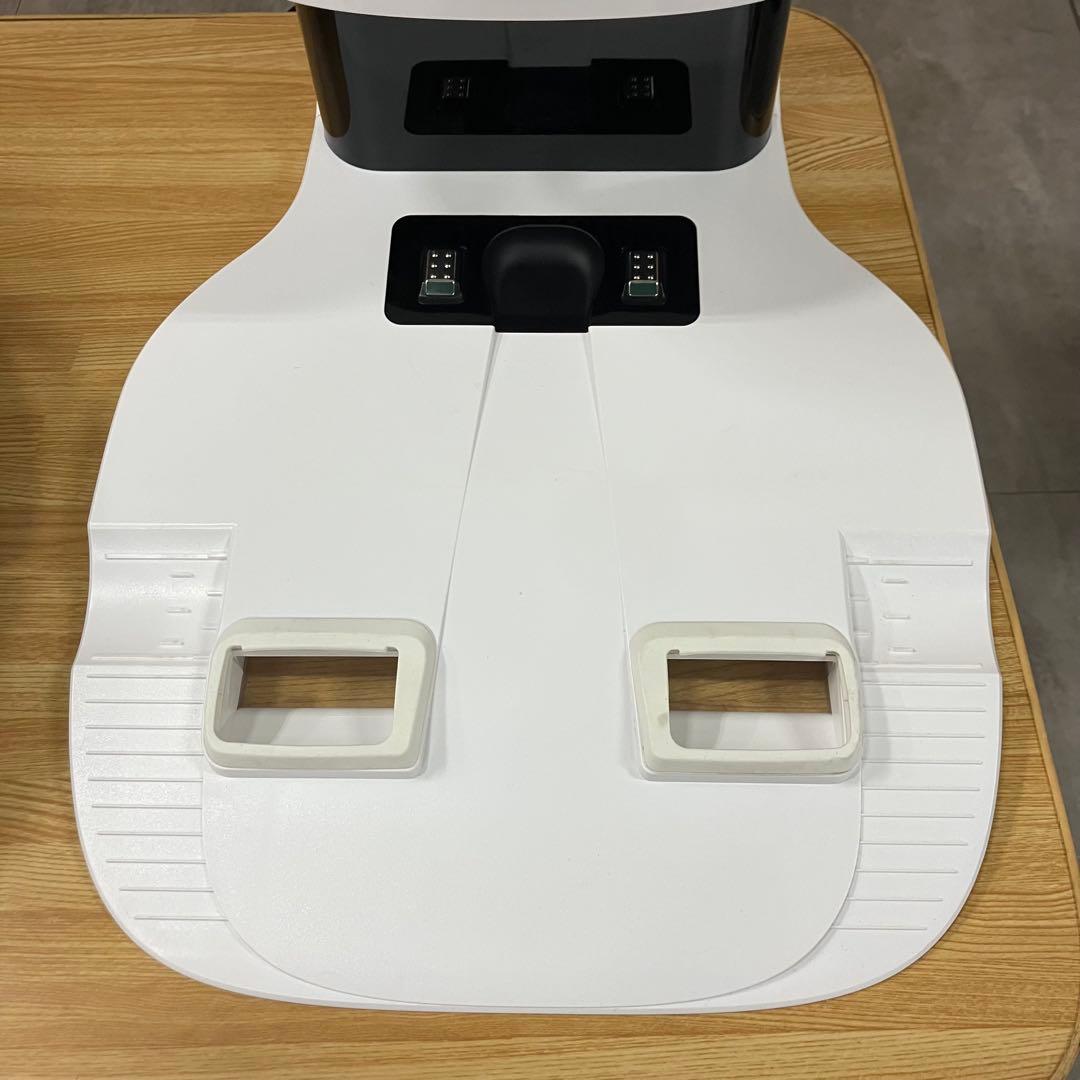 一都三県限定　配送無料　ロボット掃除機　ECOVACS DEEBOT N8+