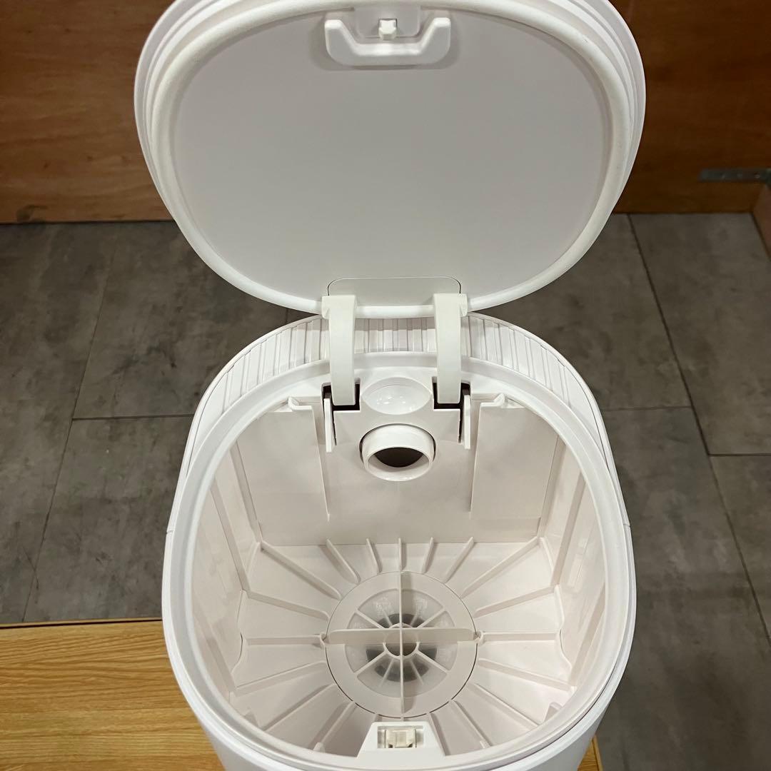 一都三県限定　配送無料　ロボット掃除機　ECOVACS DEEBOT N8+