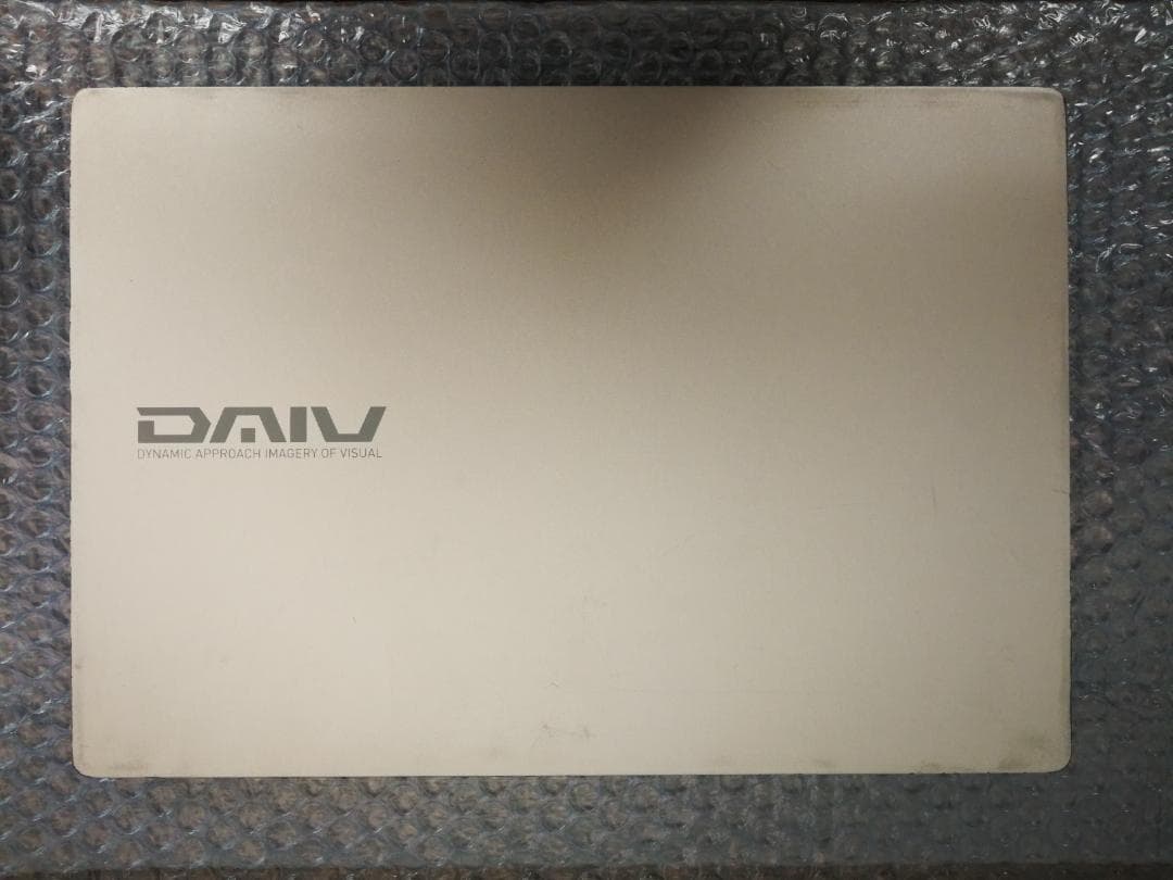 1kg未満 DAIV 4P i7-1165G7 32GB 1TB 新品 SSD