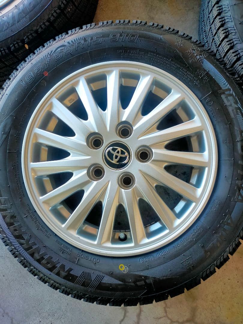 ⑭15インチ スタッドレスタイヤ 純正アルミホイール４本セット１９５/６５Ｒ１５