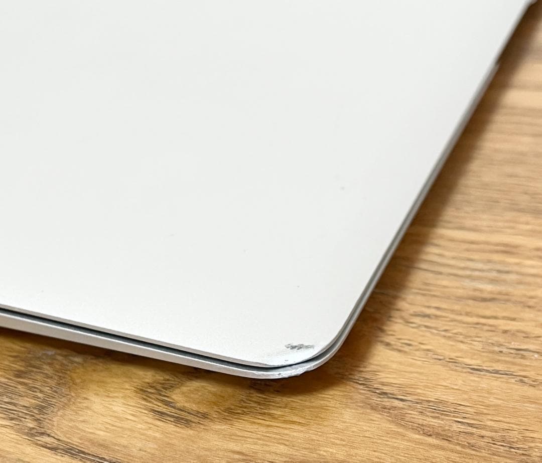 【送料無料】MacBook Air 13 i5 8GB SSD256GB AC付