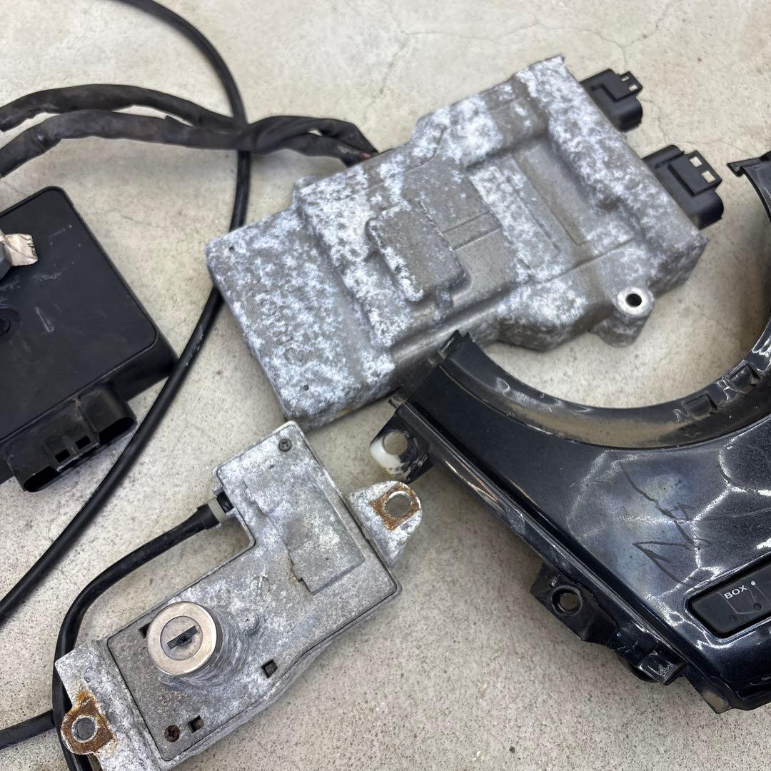 マジェスティ 4D9 SG20J メカニカル キー セット