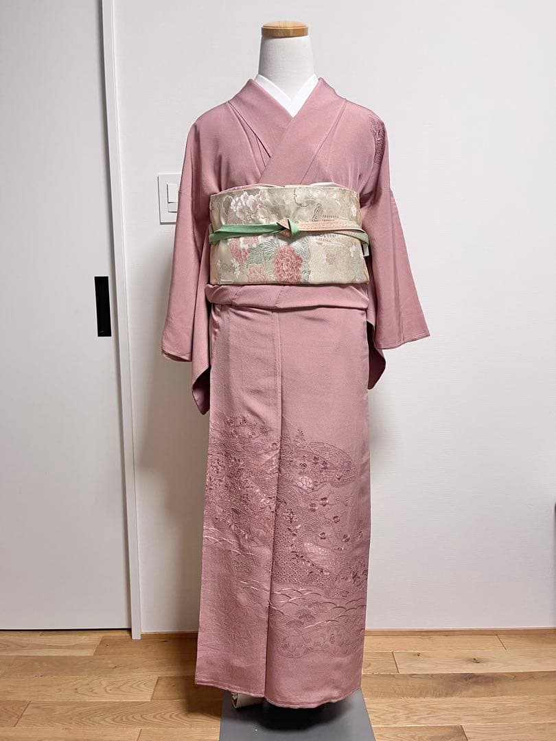 い*ん様 訪問着　付け下げ　着物　色無地　スワトウ刺繍