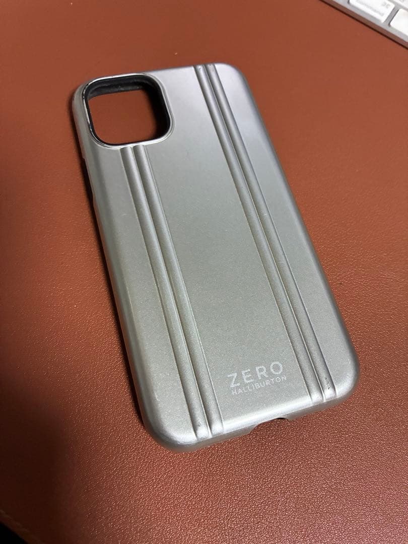 iPhone 11 Pro 256GB シルバー　バッテリー90%