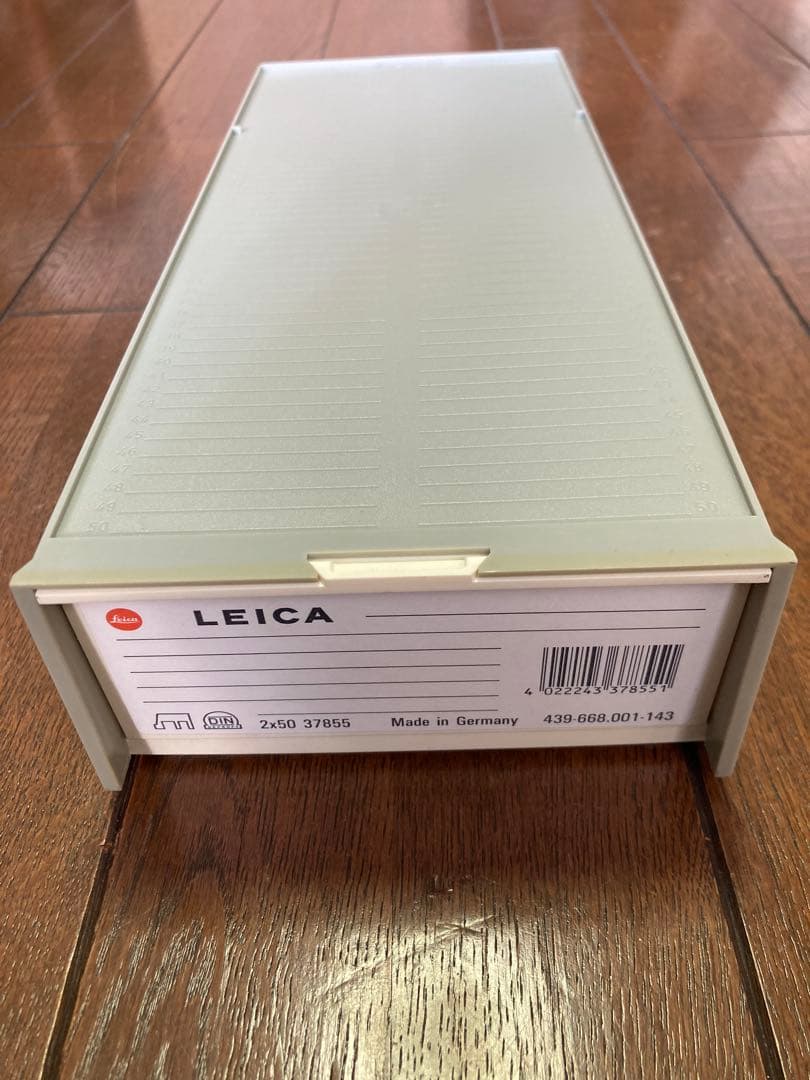 ☆ks☆ Leica PRADOVIT P 150 フィルムプロジェクター