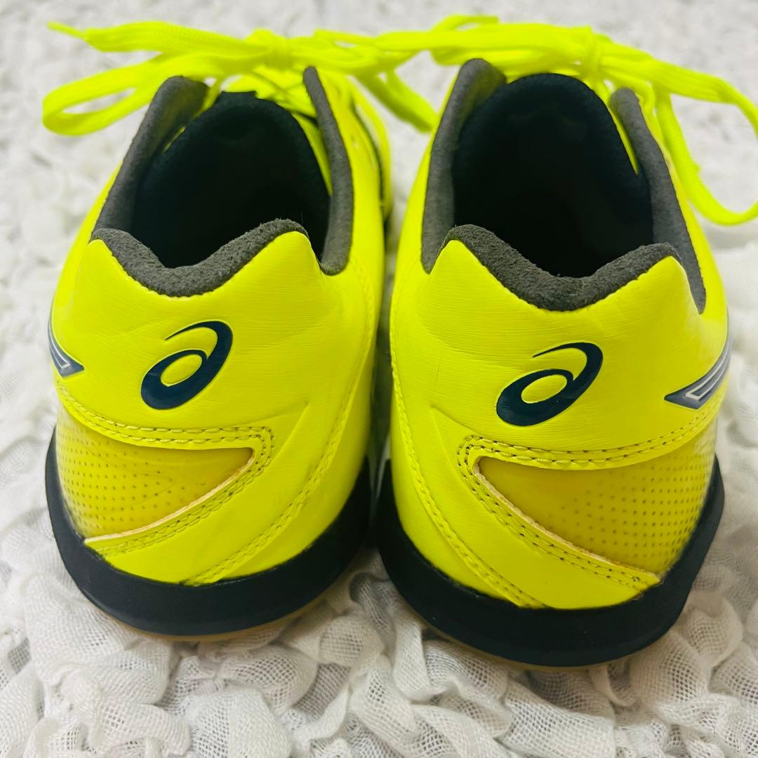 asicsアシックス デスタッキDESTAQUEフットサルシューズ6J 24.5
