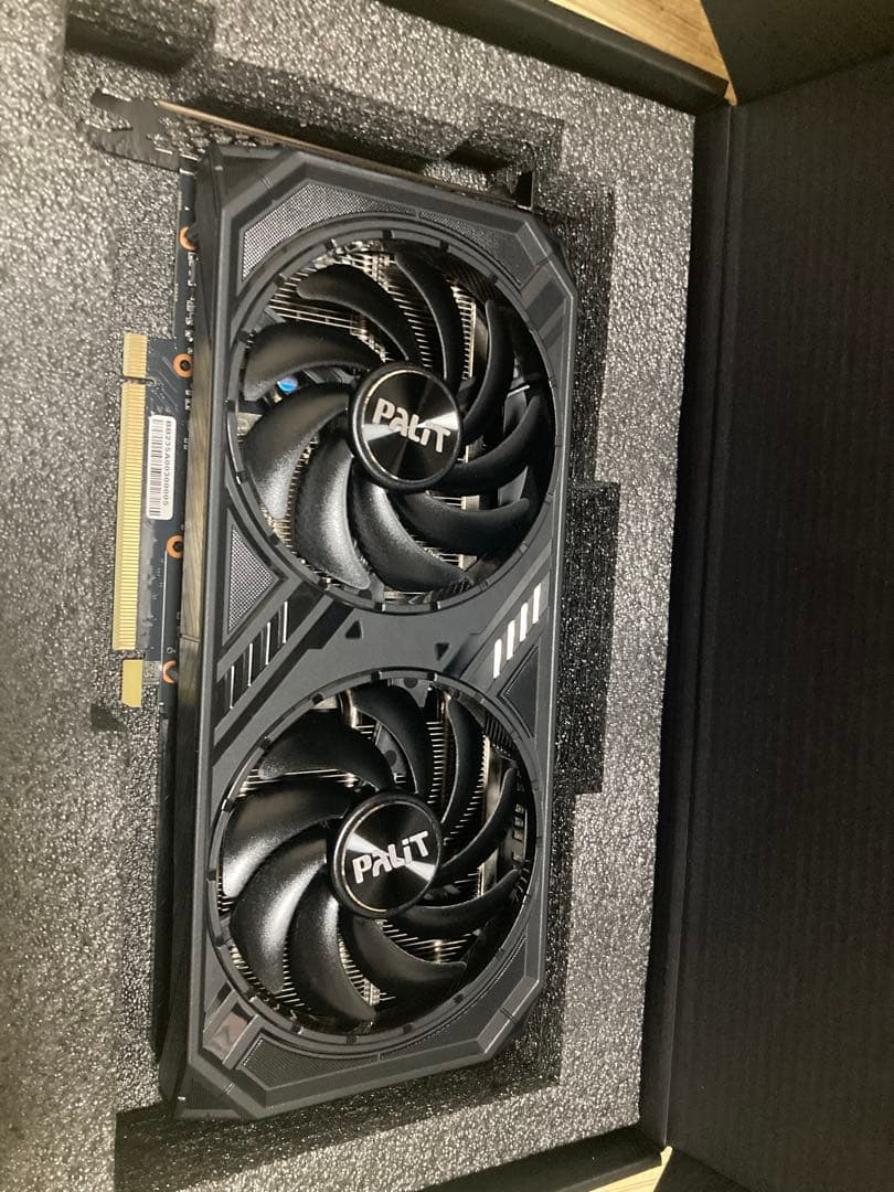 グラフィックボード・グラボ・ビデオカード Palit GeForce RTX 4060 Ti Dual 8GB