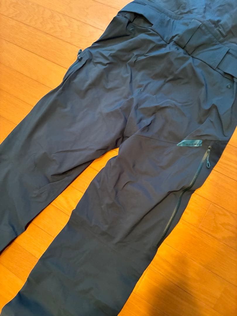 マムート　ハードシェルパンツ　MAMMUT バックカントリー　スキーウエア