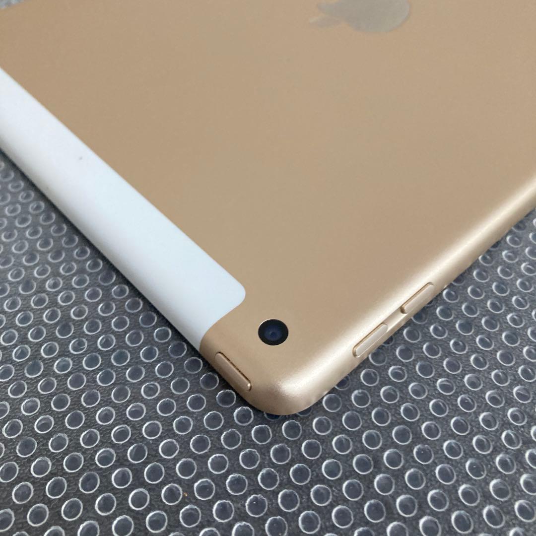 2858【早い者勝ち】電池良好☆iPad5 第5世代 32GB SIMフリー☆