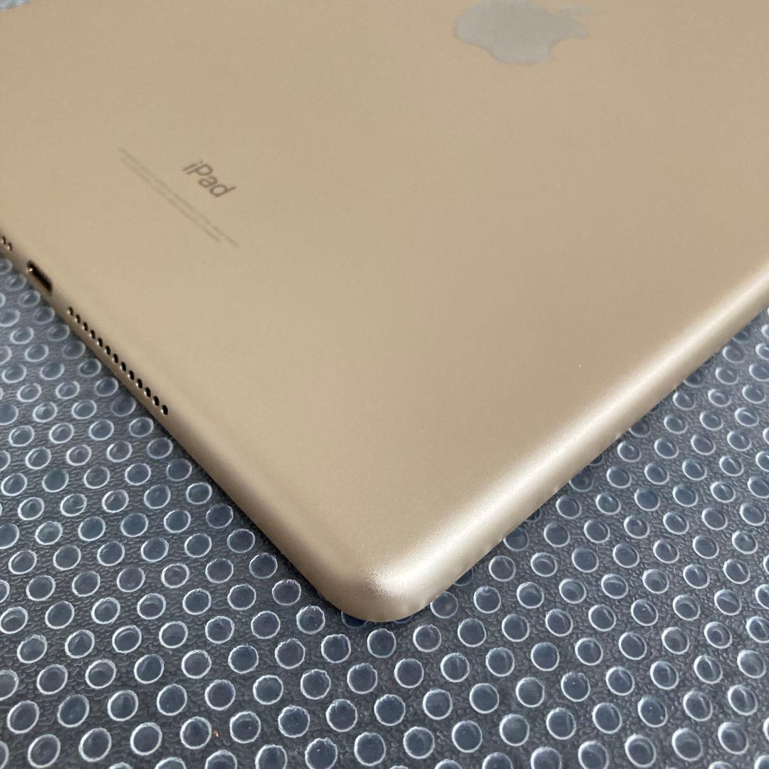 2858【早い者勝ち】電池良好☆iPad5 第5世代 32GB SIMフリー☆