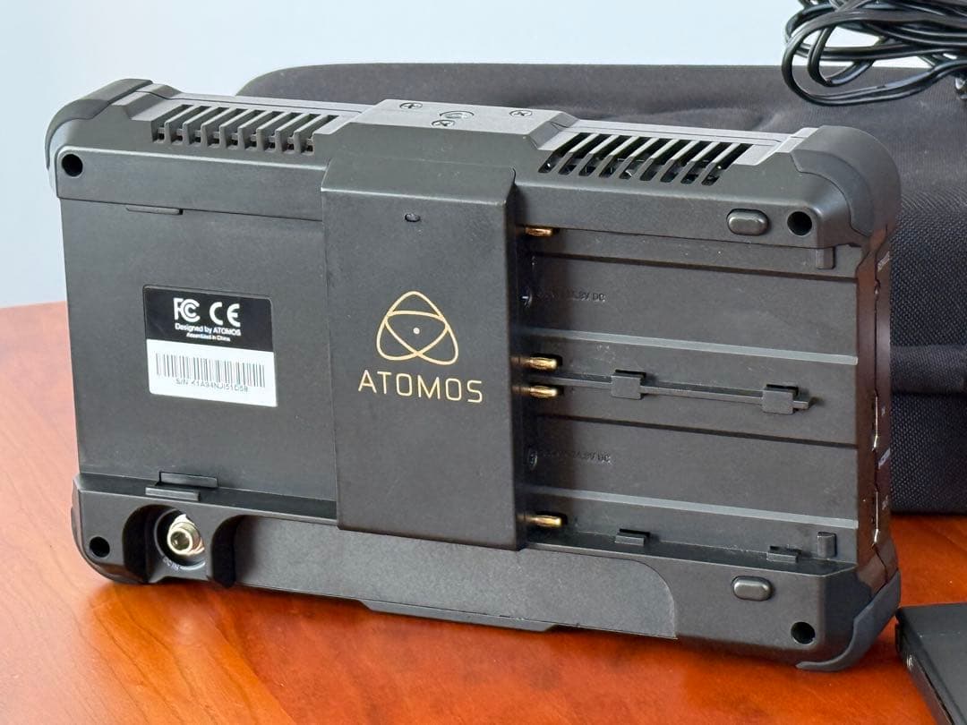 美品　ATOMOS NINJA INFERNO 4K 60p モニターレコーダー
