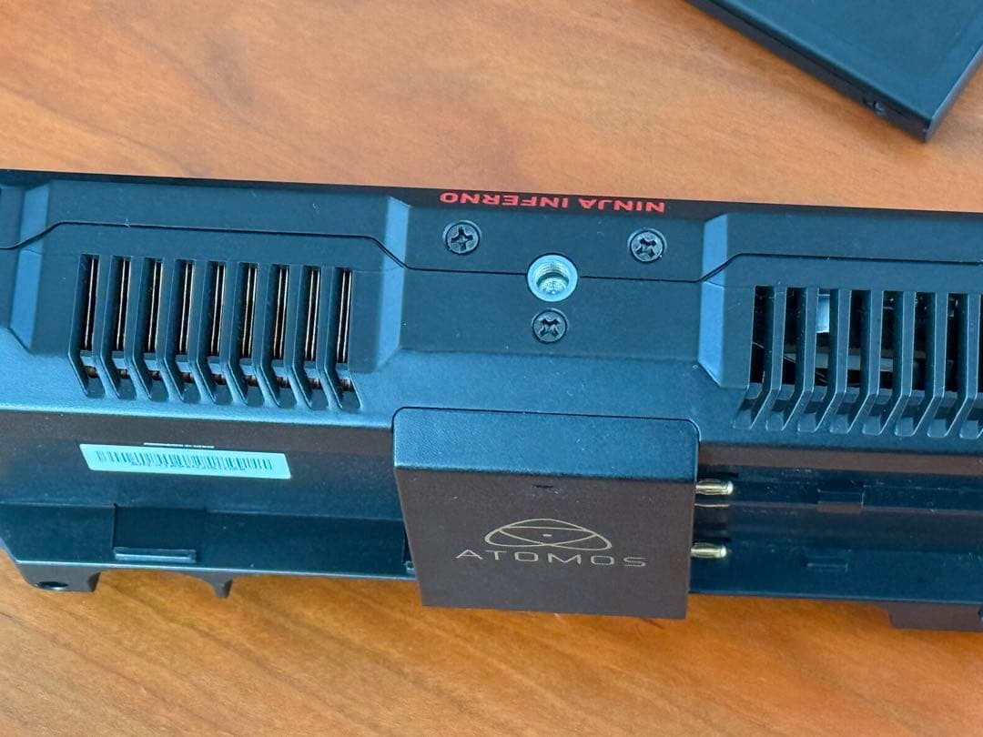 美品　ATOMOS NINJA INFERNO 4K 60p モニターレコーダー