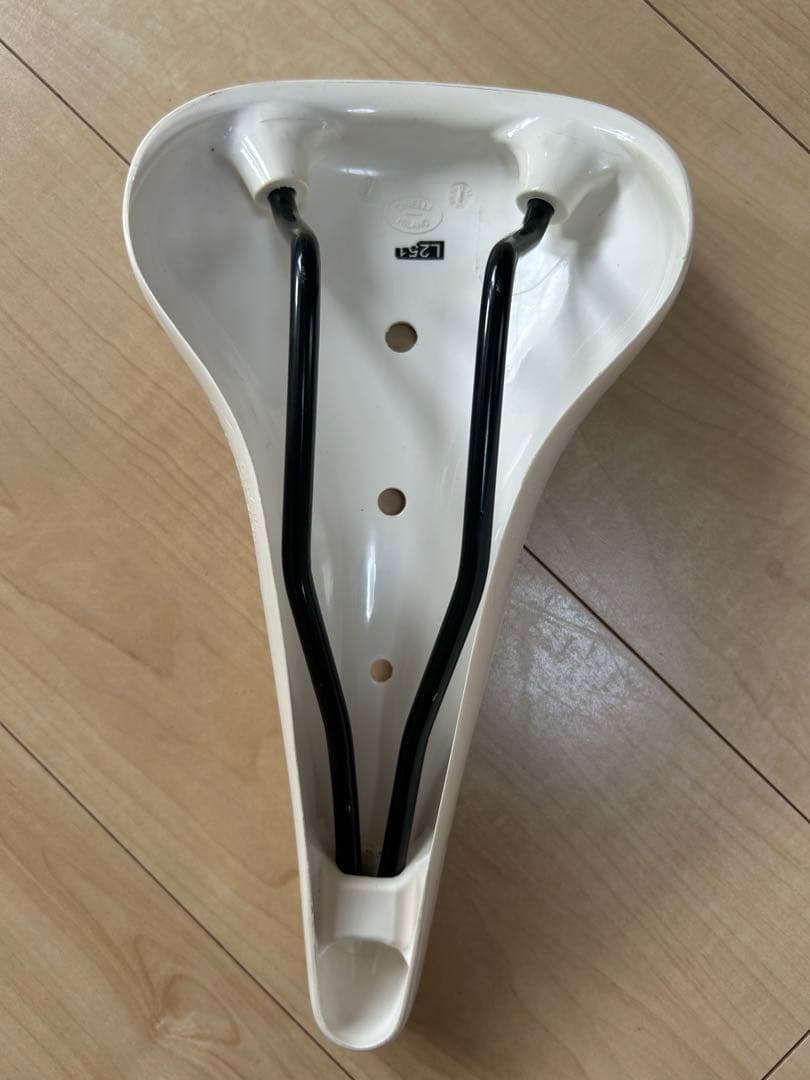 自転車　ピスト　サドル+シートポスト