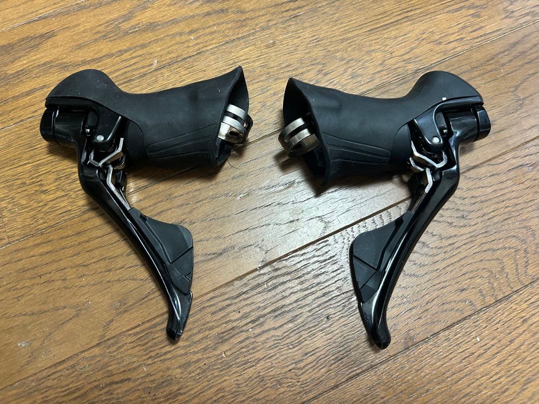 105 R7000 STI 11速　シフトレバー