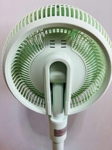 Ｊ【中古品】カキク スタンド型サーキュレーター 音声操作付き