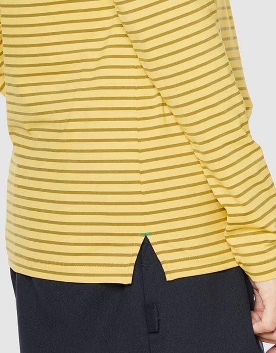 ❁新品タグ付❁マンシングウェア　ハイネック長袖シャツネイビー　サイズLL