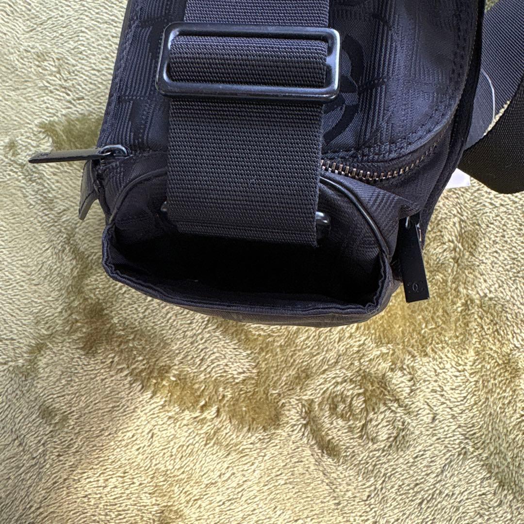 ぶぅちゃんCHANEL ブラック ショルダーバッグ