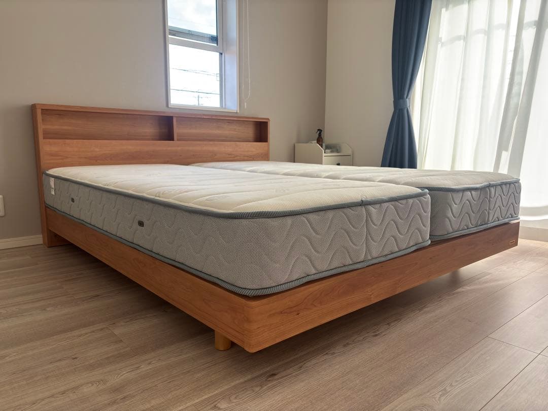 フランスベッド クイーンサイズ セミシングルマットレス2枚 ベッド一式 美品