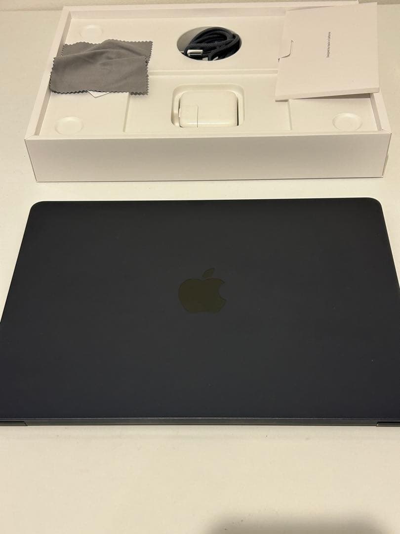 【即発送】MacBook Air M2 2022 8GB/256GB 13.6