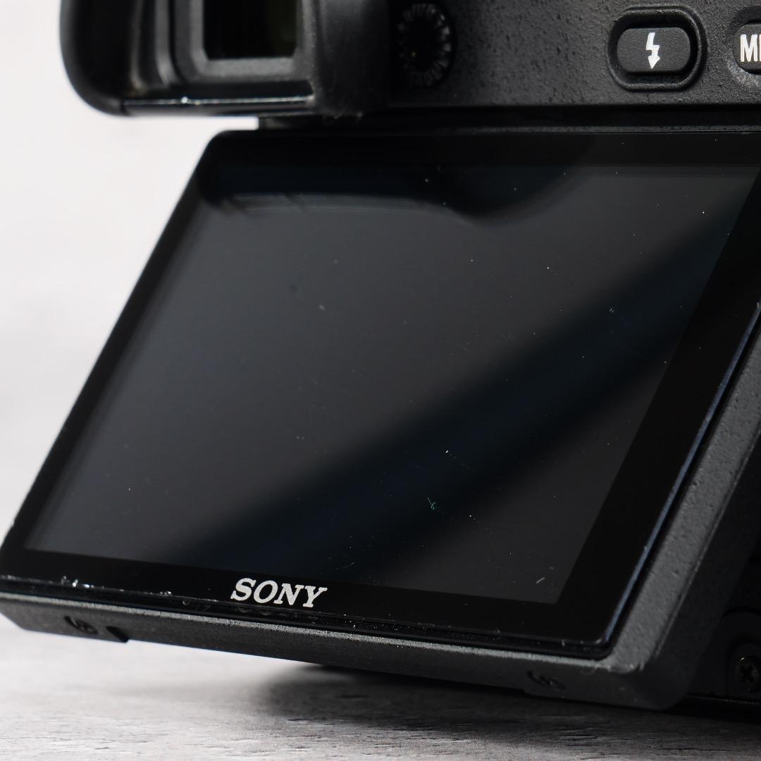 【制限解除済】美品 Sony 真・α6300 4K動画 高速AF レンズキット