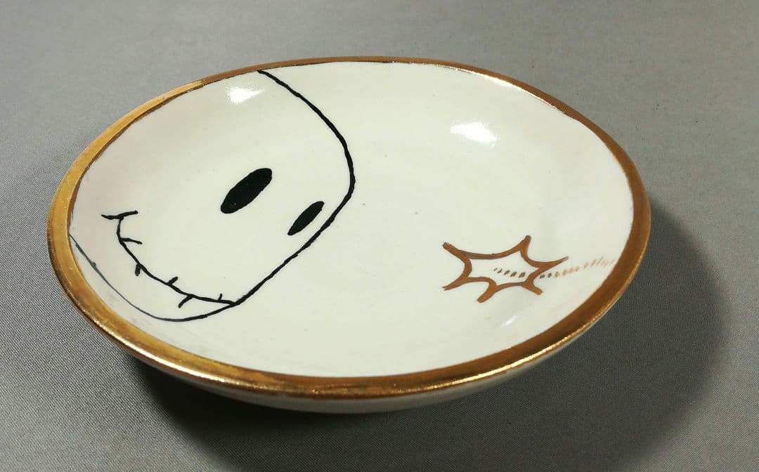 作家　デザイン　皿