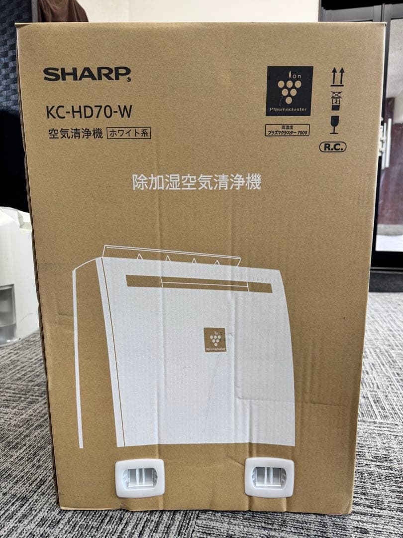 【Xmas値下げ】SHARP 除湿空気清浄機 KC-HD70-W 2020モデル