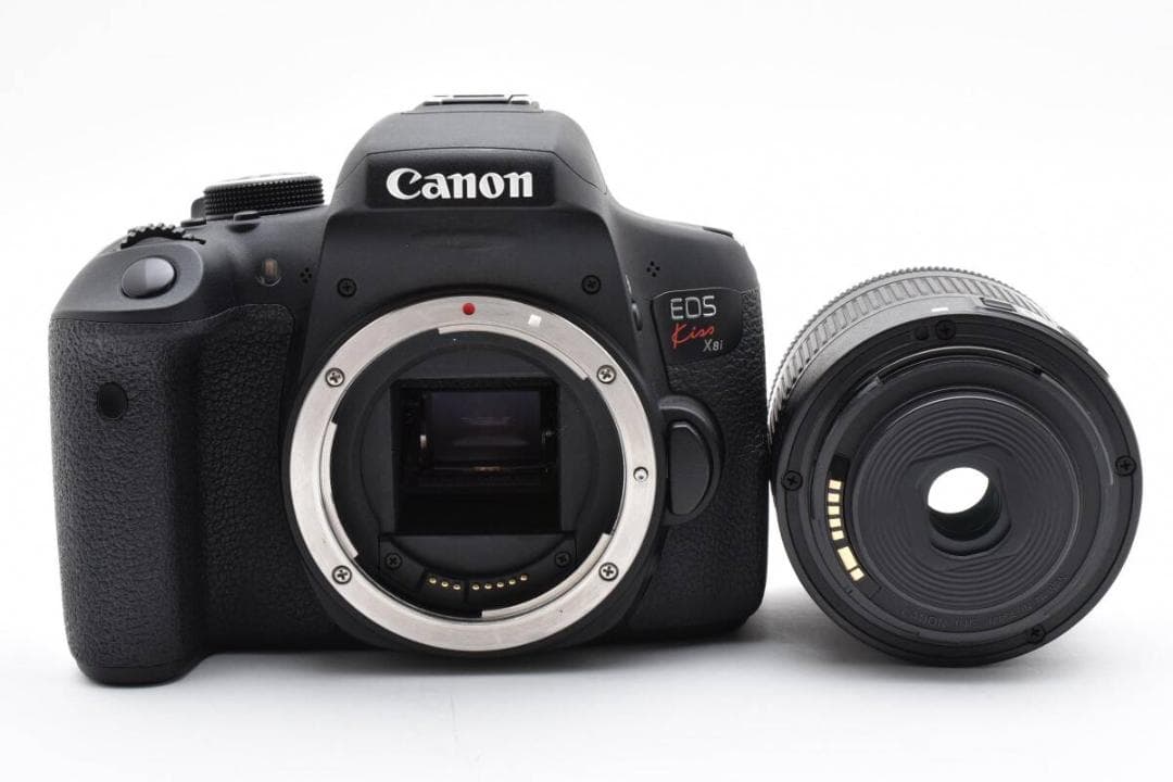 Canon EOS Kiss X8i S数4200回 EF-S 18-55mm