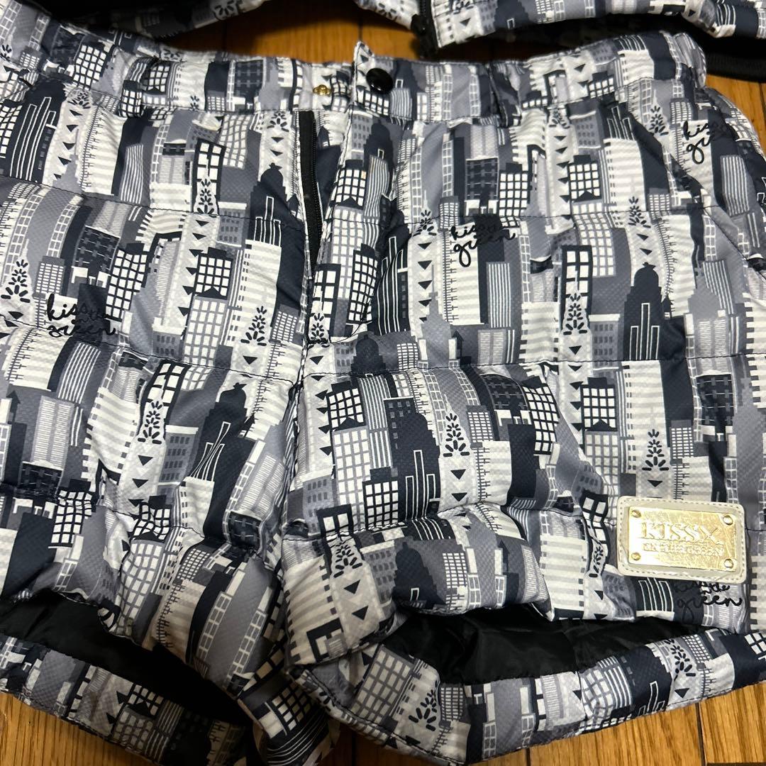 キスオンザグリーン　都市景観パターン ジャケットとショートパンツセット