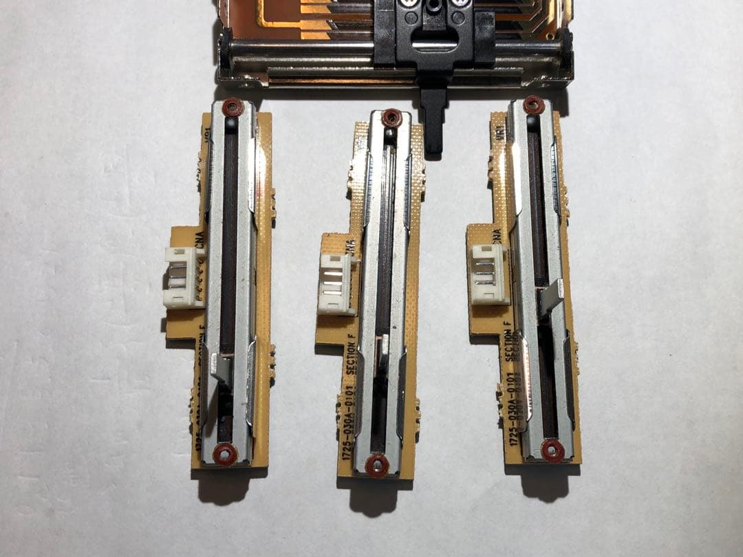 VESTAX ベスタクス　PCV-275 縦横フェーダーメンテナンス