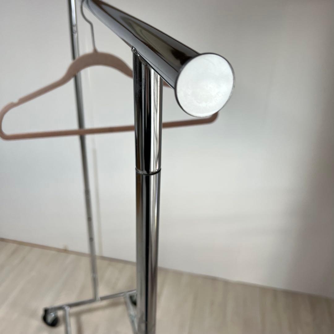 【地域限定送料込み】スチール　ラック　高さ143,5〜168cm 高さ調節可能