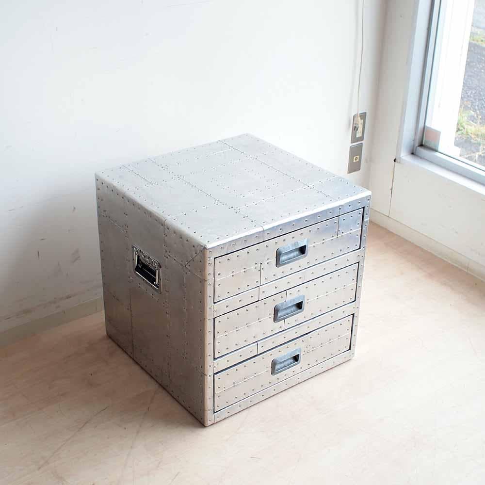 Timothy Oulton by HALO メタルランプテーブルZR24333