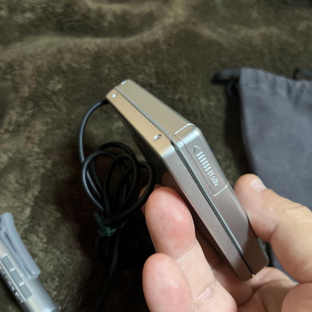 SONY ポータブルMDプレーヤー 本体と付属品美品