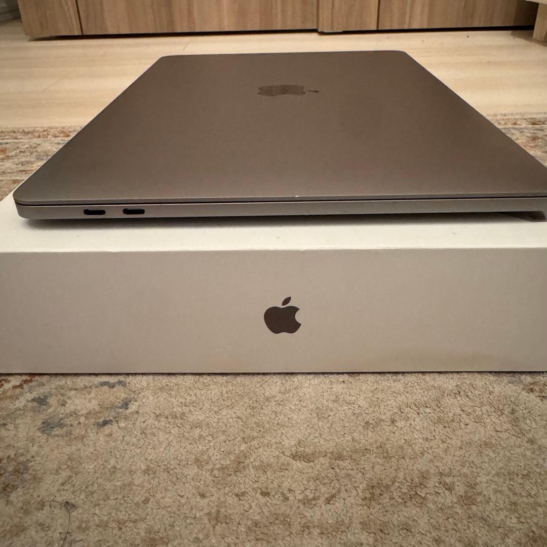 Apple MacBook Pro 2020 13インチ