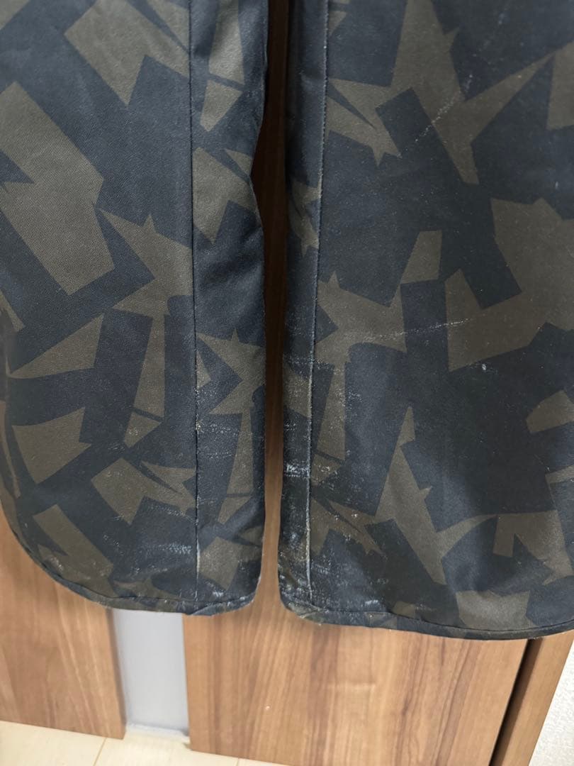 PHENIX 子ども用スキーウェア 黒 カモフラージュ柄　サイズ160