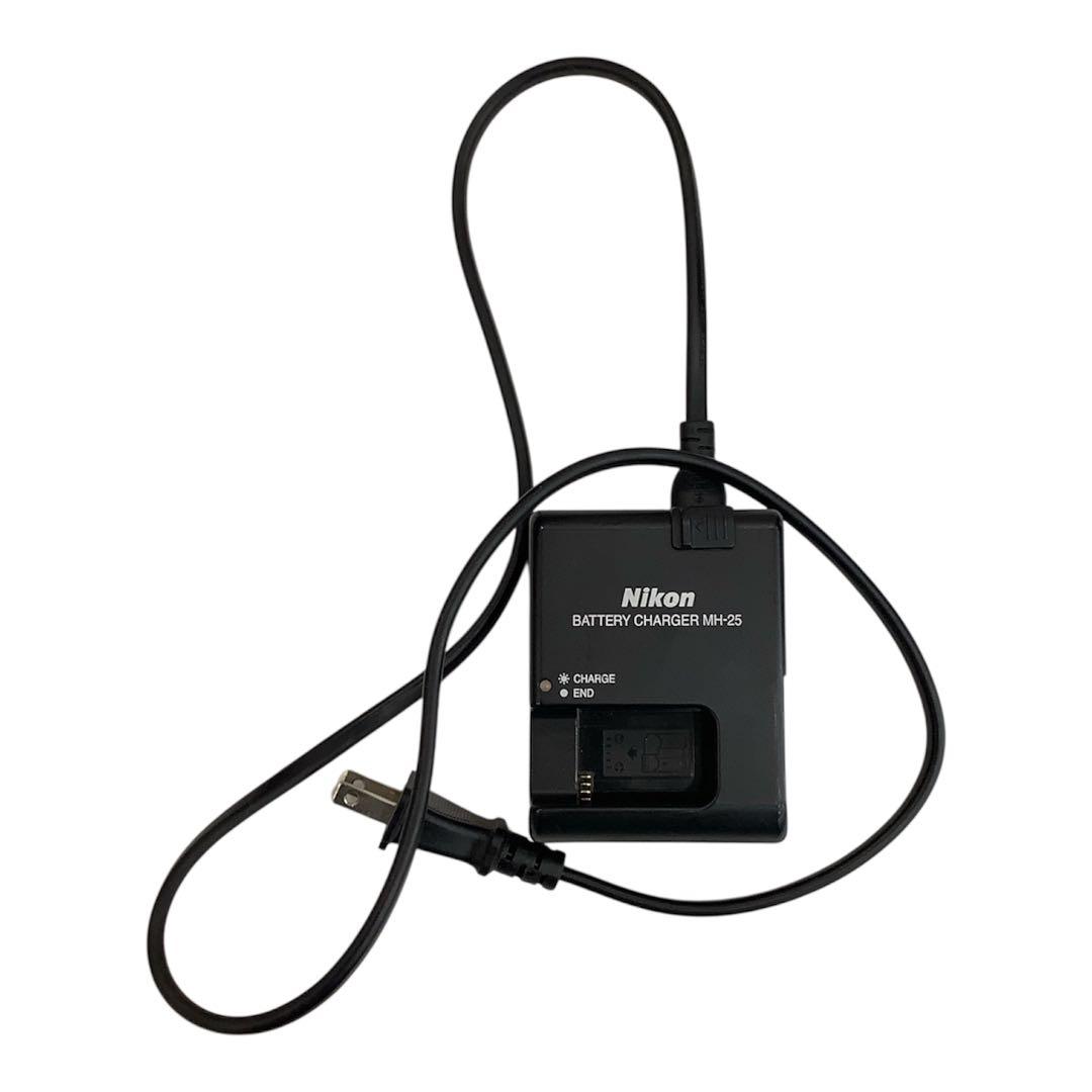 Nikon D7000 デジタル一眼レフ + マイクロレンズ セット