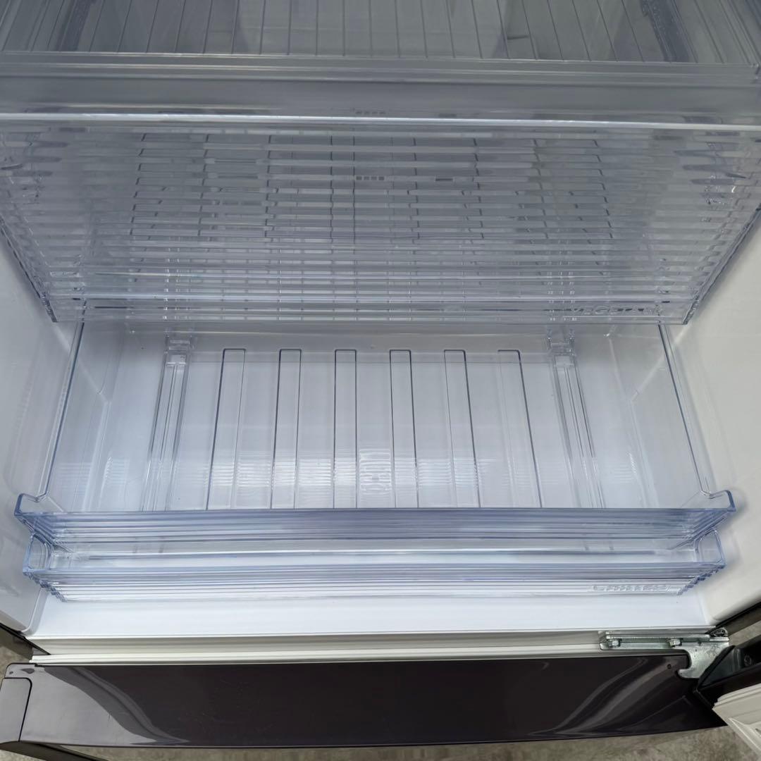 236⭐️2019年製★シャープ　冷蔵庫　大型　ブラウン　280L 一人暮らし